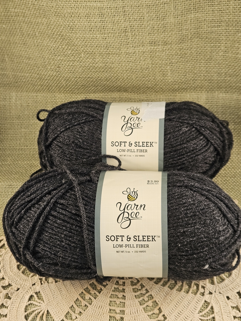 Yarn Bee Soft & Sleek Low-Pill Fiber Yarn - Dark Heather Gray (2 Skeins)